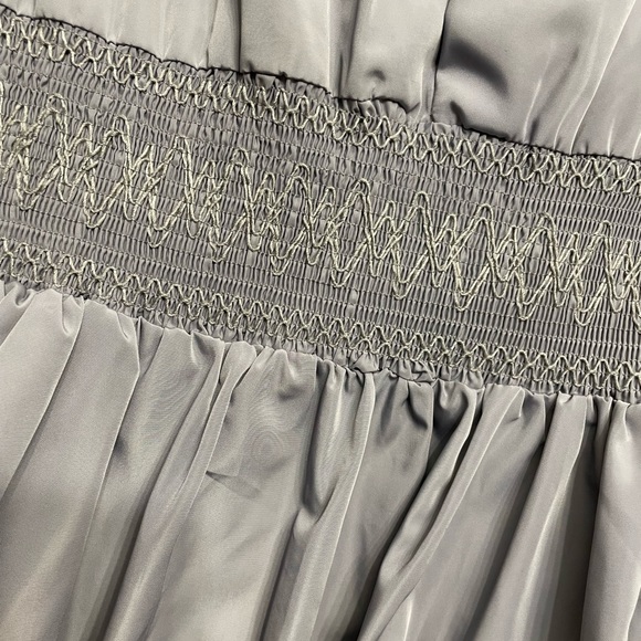 Beautiful coat! Wore once for an event. Perfect condition! - Picture 3 of 4